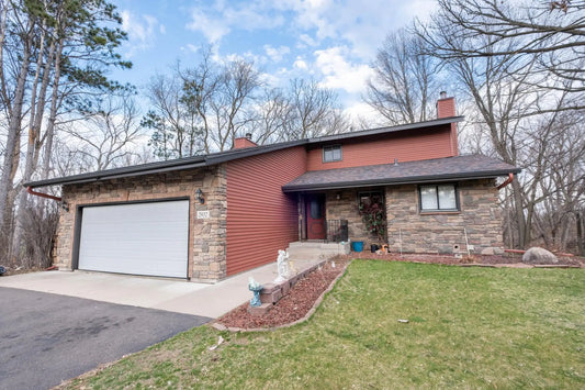 2932 Helen Street, North Saint Paul, MN 55109