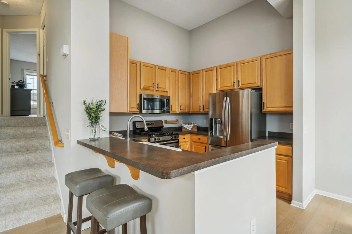 2115 Saint Johns Court, Woodbury, MN 55129