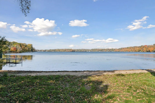 1020 Pleasant View Road, Chanhassen, MN 55317