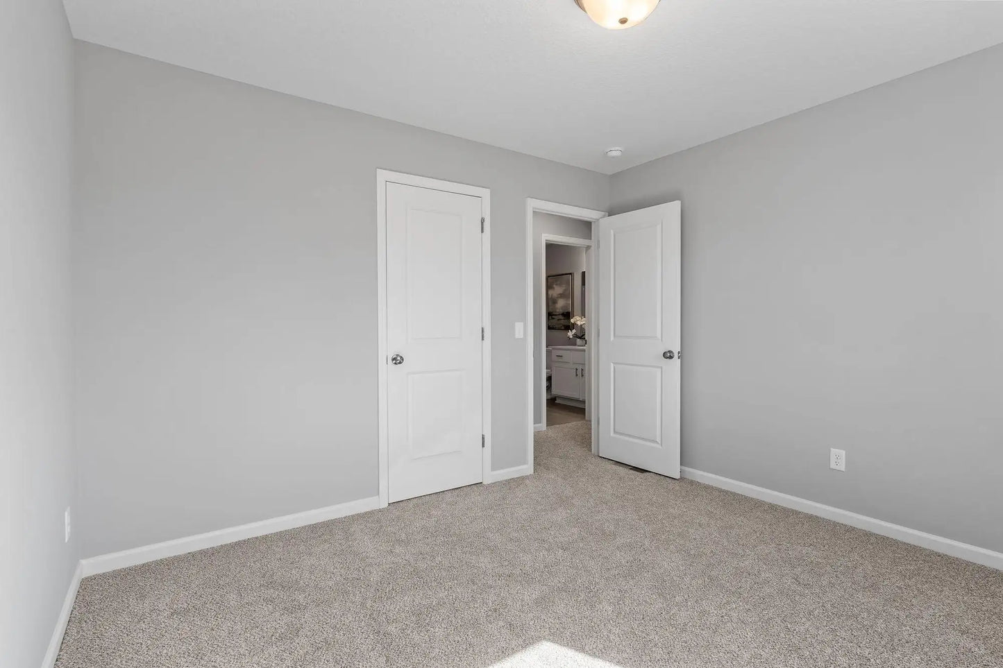 19941 English Avenue, Forest Lake, MN 55025