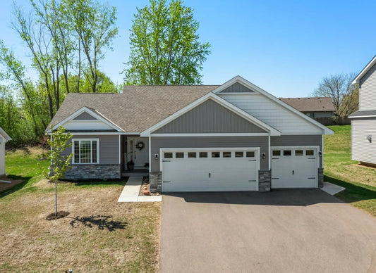 5928 Upper 179th St , Lakeville, MN 55044