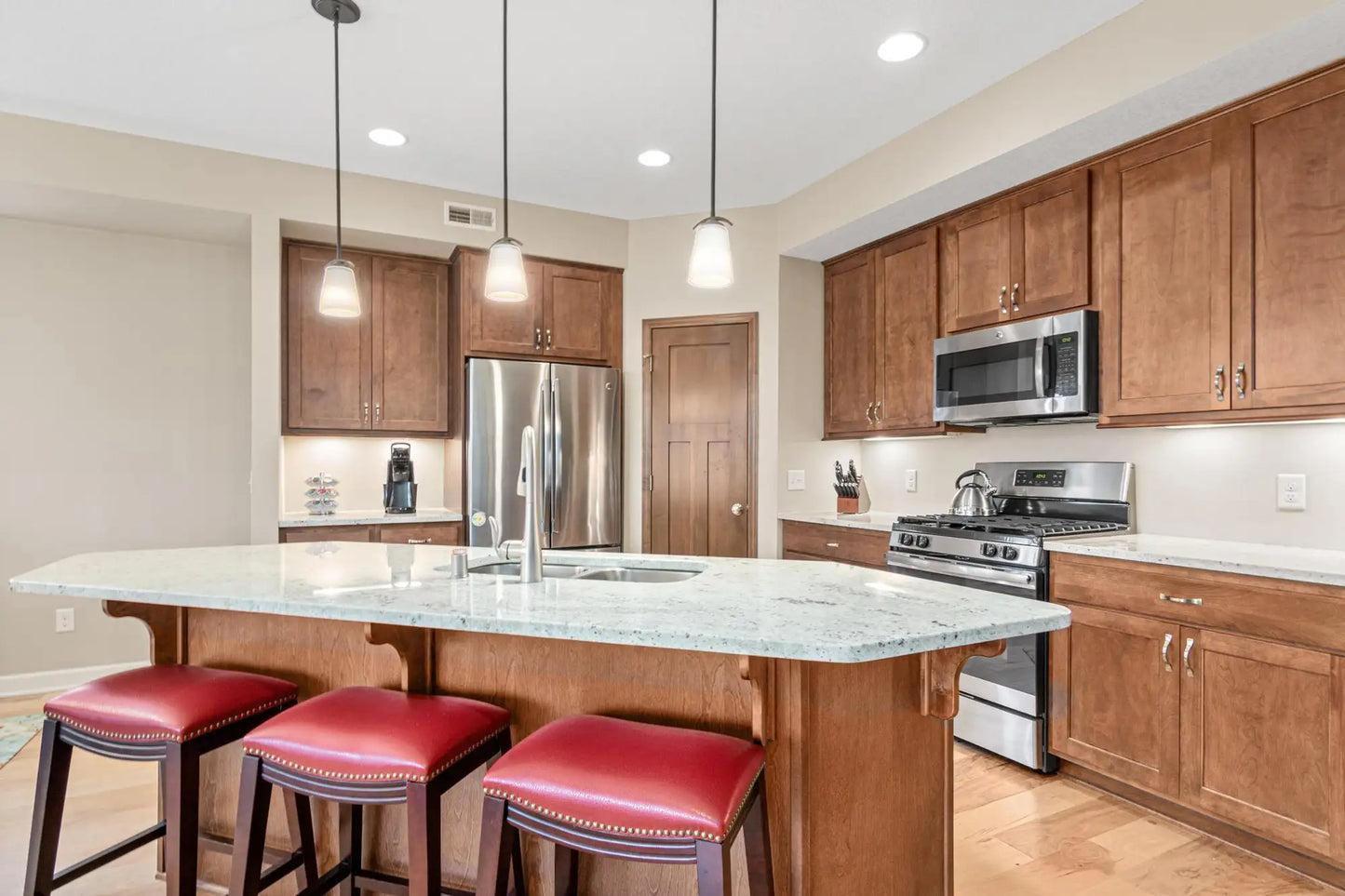 8745 9th Place, Lake Elmo, MN 55042