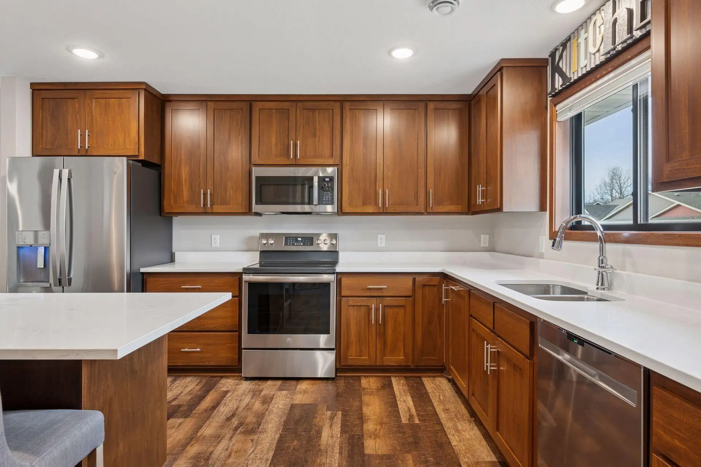 11741 Kings Lane, Becker, MN 55308
