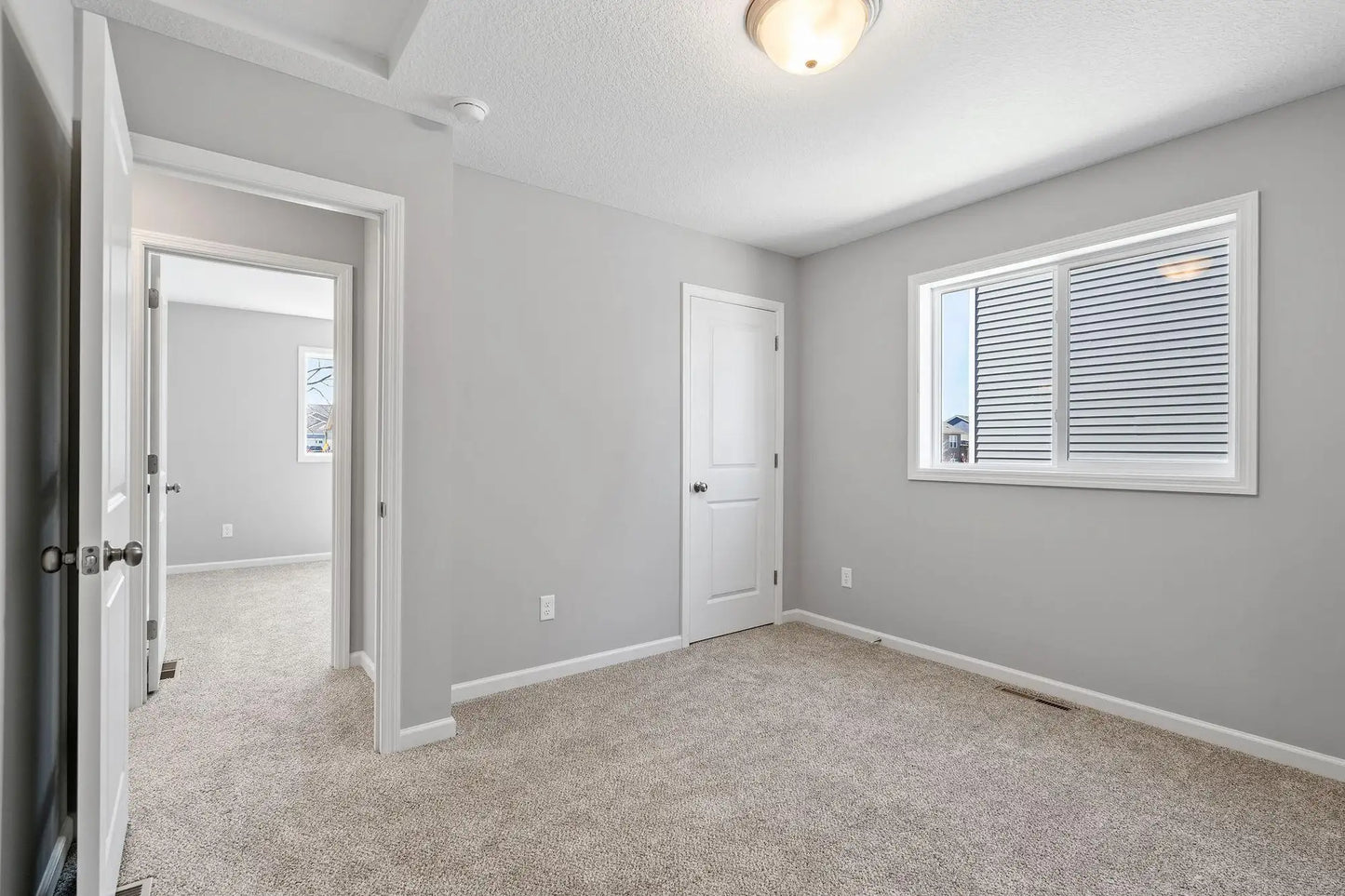 19941 English Avenue, Forest Lake, MN 55025