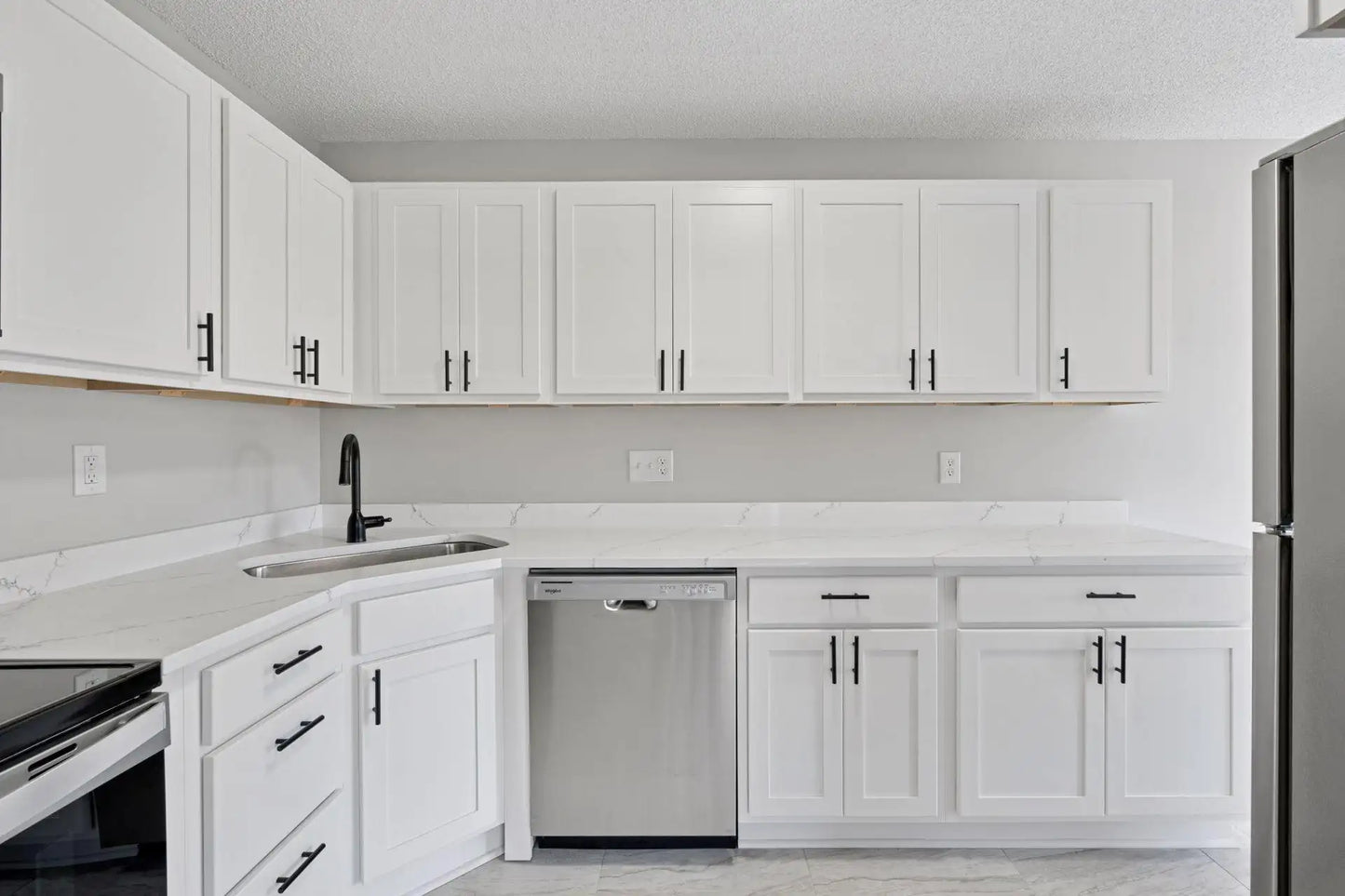 8709 Maplebrook Circle, Brooklyn Park, MN 55445